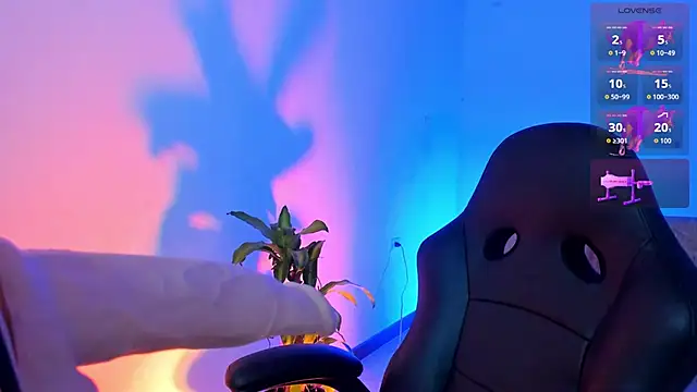 Snapshot of giselle_upp chatting on November 2025 03:49:01 AM giselle upp online show from November 2025 03:49:01 AM