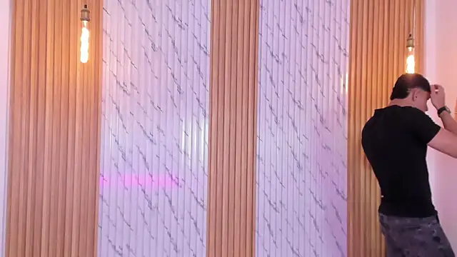 thomas walker0 online show from October 2025 12:28:02 PM