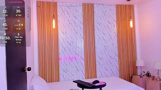 thomas walker0 online show from October 2025 12:20:01 PM