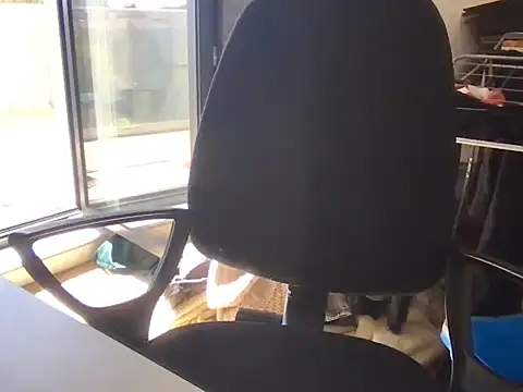 Snapshot of TomTop_11 chatting on September 2025 10:07:01 AM TomTop 11 online show from September 2025 10:07:01 AM