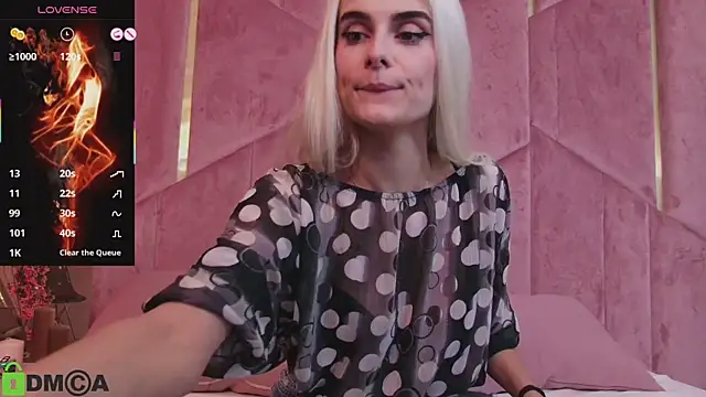 SelenaDaze online show from November 2025 05:32:02 AM