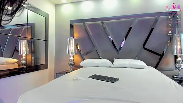 Snapshot of miamirage_ chatting on October 2025 12:46:01 PM miamirage  online show from October 2025 12:46:01 PM