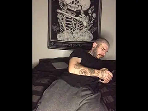 BlueCollarTattoos online show from July 2026 01:18:01 AM