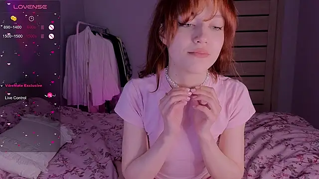 Snapshot of _Elen_Lilith_ chatting on May 2026 07:33:01 PM Elen Lilith online show from May 2026 07:33:01 PM