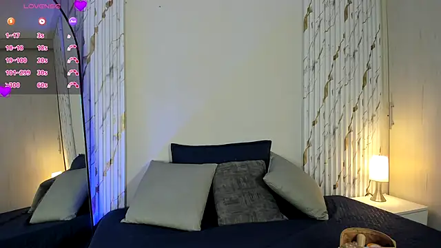 MissVioleet  online show from October 2025 05:13:02 PM