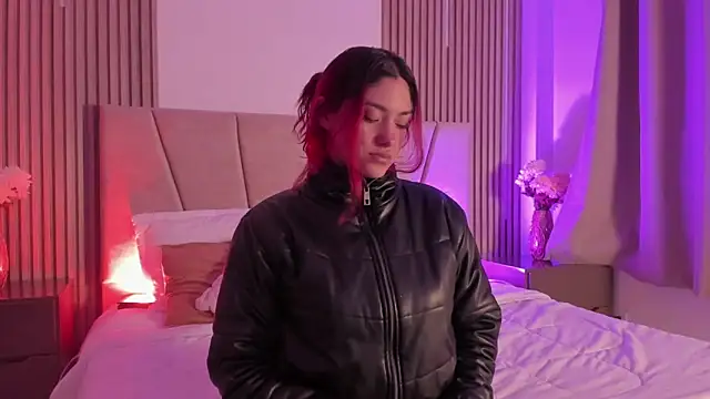 Victoria Beaumont online show from January 2026 11:46:02 AM