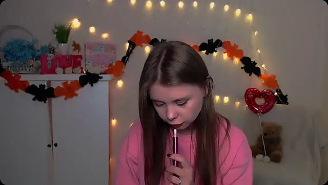 OceanicDawn online show from October 2025 08:55:02 AM