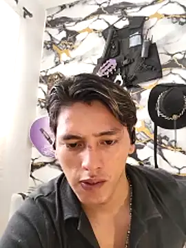 Snapshot of Hiroshi_Shen chatting on April 2026 01:41:01 PM Hiroshi Shen online show from April 2026 01:41:01 PM