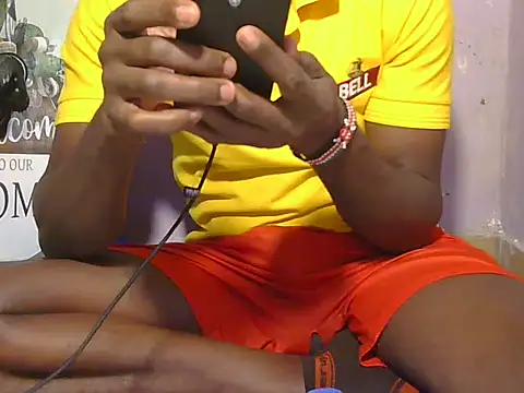 Snapshot of AfricanDickza chatting on September 2025 08:21:01 PM AfricanDickza online show from September 2025 08:21:01 PM