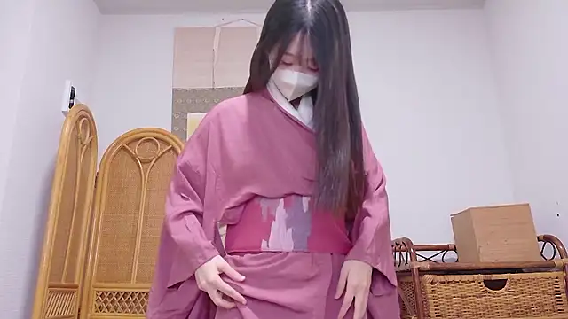 OSUSHI-CHAN online show from November 2025 11:58:01 AM