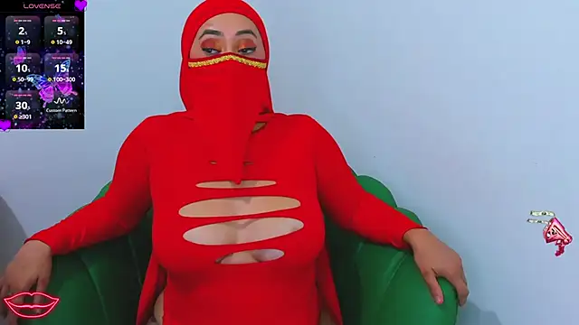 Aisha Malek online show from October 2025 08:08:01 PM