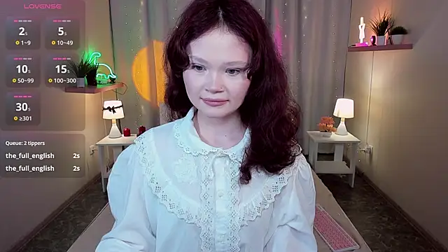 EmilyChaves online show from May 2026 08:54:01 AM