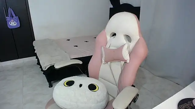 Elizabeth rose02 online show from June 2026 12:19:01 AM