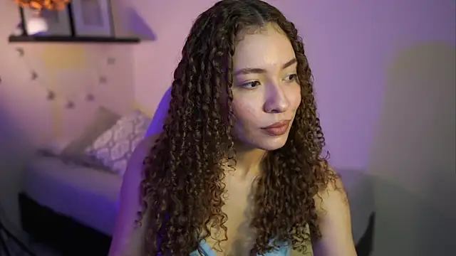 isabella-garcia- online show from February 2026 01:24:02 AM