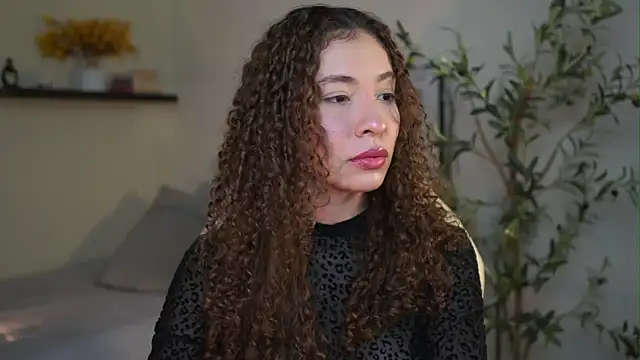 Snapshot of isabella-garcia- chatting on May 2026 01:13:01 AM isabella-garcia- online show from May 2026 01:13:01 AM