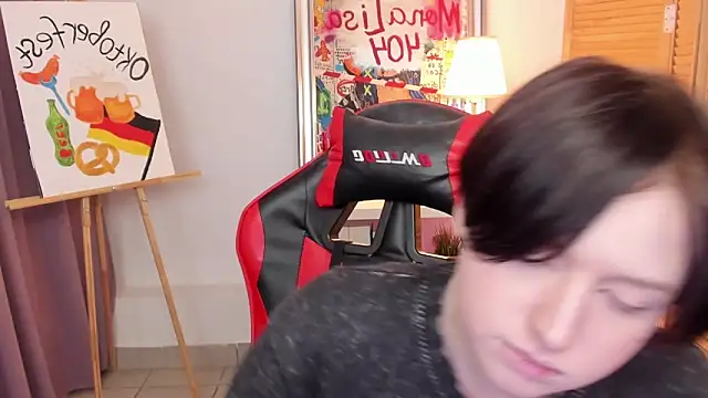 ayakskalermonss online show from September 2025 02:00:02 PM