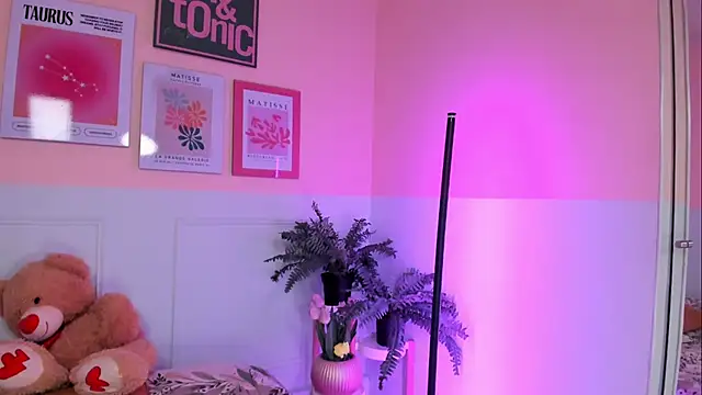 Camila Rivers online show from March 2026 04:34:02 AM