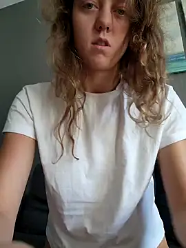 Eveline Beauty Kitty online show from October 2025 08:12:01 AM