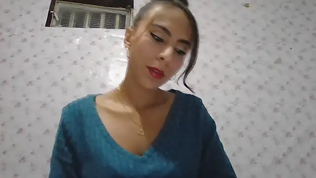 Roselingalvis13 online show from April 2026 02:44:01 AM