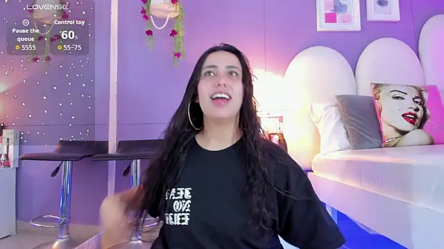 my aleja  online show from November 2025 01:53:02 PM