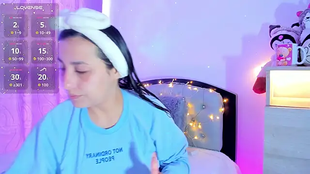 my aleja  online show from February 2026 12:42:02 PM