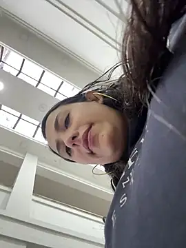 my aleja  online show from February 2026 12:03:01 PM