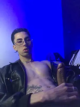 redmen69 online show from March 2026 04:07:02 AM