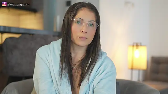 alana gasparini online show from July 2026 08:00:01 PM