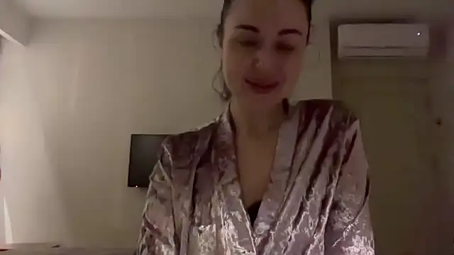 Gilin1 online show from February 2026 09:11:01 PM