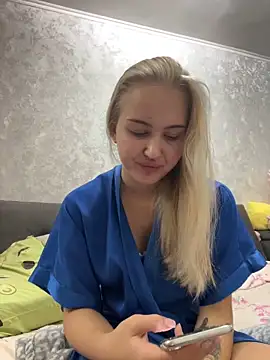 Snapshot of CandyVice chatting on October 2025 04:29:02 PM CandyVice online show from October 2025 04:29:02 PM