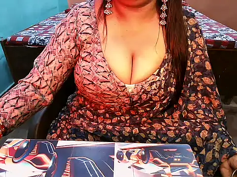 Snapshot of PREETI_BABY chatting on April 2026 06:13:01 AM PREETI BABY online show from April 2026 06:13:01 AM