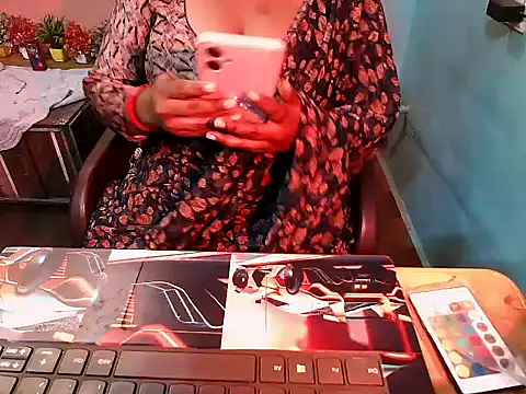 Snapshot of PREETI_BABY chatting on June 2026 04:09:01 PM PREETI BABY online show from June 2026 04:09:01 PM