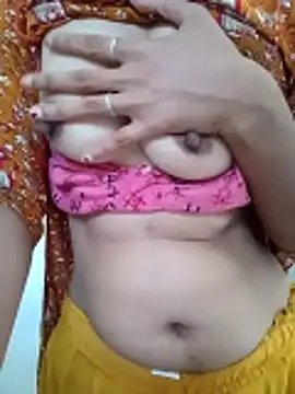 kittu0987 online show from April 2026 03:48:01 AM