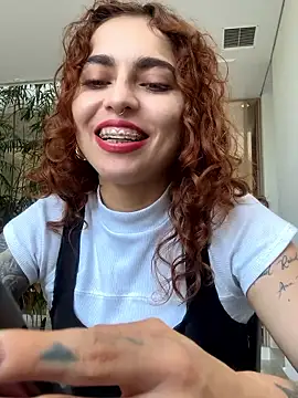 imhelena online show from January 2026 10:03:02 PM