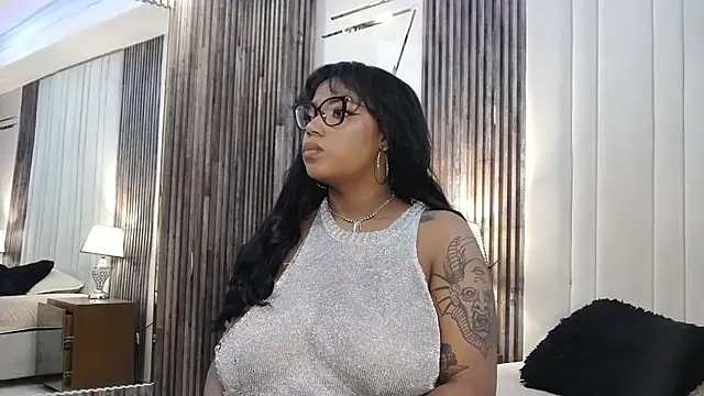 SheilaCoopers  online show from October 2025 11:22:02 AM