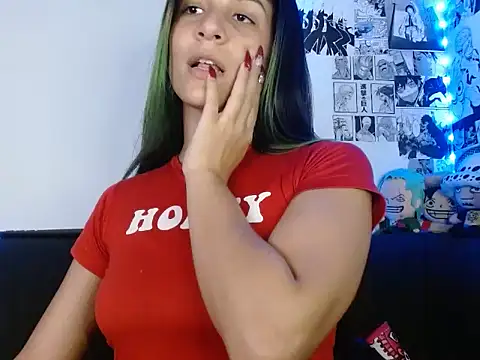 Snapshot of Chloe_paytone chatting on May 2026 11:21:01 PM Chloe paytone online show from May 2026 11:21:01 PM