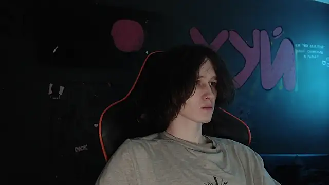 Snapshot of min1pekka chatting on January 2026 11:21:01 PM min1pekka online show from January 2026 11:21:01 PM