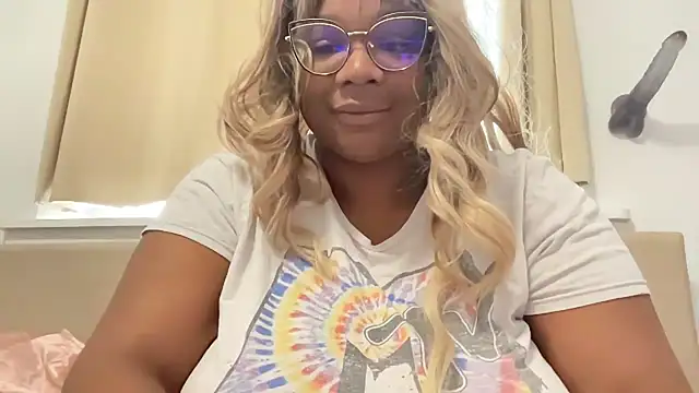 Snapshot of furykat1 chatting on February 2026 03:24:01 PM furykat1 online show from February 2026 03:24:01 PM