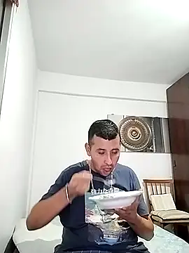 Angelitho777 online show from October 2025 05:34:01 PM