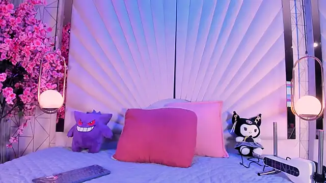 Snapshot of VesperVelvet chatting on April 2026 05:05:01 AM VesperVelvet online show from April 2026 05:05:01 AM