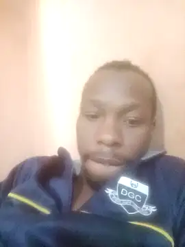 Snapshot of KingBonga chatting on September 2025 06:26:01 AM KingBonga online show from September 2025 06:26:01 AM