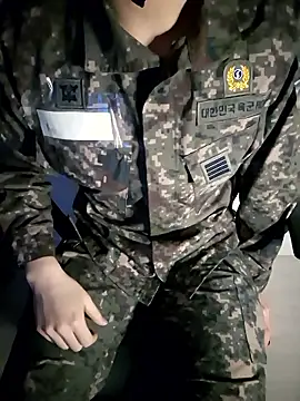 111owo111 online show from February 2026 01:53:02 PM