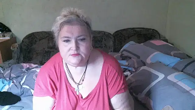 Snapshot of Lana555 chatting on May 2026 11:10:01 PM Lana555 online show from May 2026 11:10:01 PM