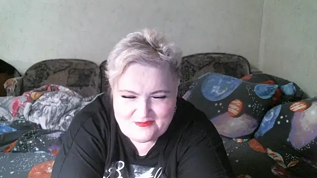 Snapshot of Lana555 chatting on June 2026 09:19:01 PM Lana555 online show from June 2026 09:19:01 PM