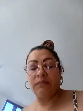 Asuna yuuky online show from March 2026 12:09:01 PM