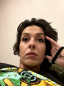 Piggiteablacktea online show from January 2026 01:32:02 AM