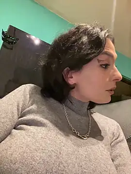 Piggiteablacktea online show from March 2026 07:02:02 PM