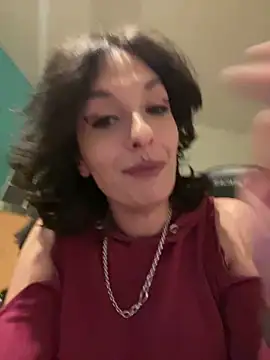 Piggiteablacktea online show from April 2026 07:18:02 PM