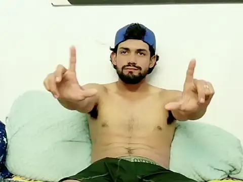 cristian-gp online show from April 2026 12:39:01 AM