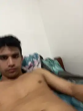 Camachito332 online show from April 2026 11:46:02 PM